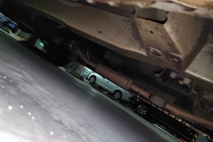 Used Wuling Hongguang 2014 1.2L Base Model China IV Chassis Front Right