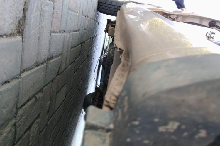Used Wuling Hongguang 2014 1.2L Base Model China IV Chassis Front Right