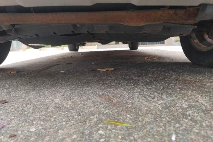 Used Wuling Hongguang 2014 1.5L S Comfort Model Chassis Front