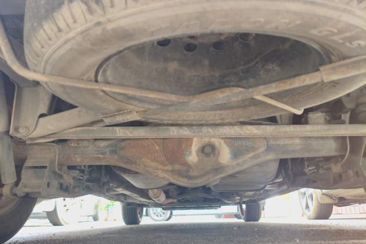 Used Wuling Hongguang 2014 1.5L Standard Version Chassis Rear