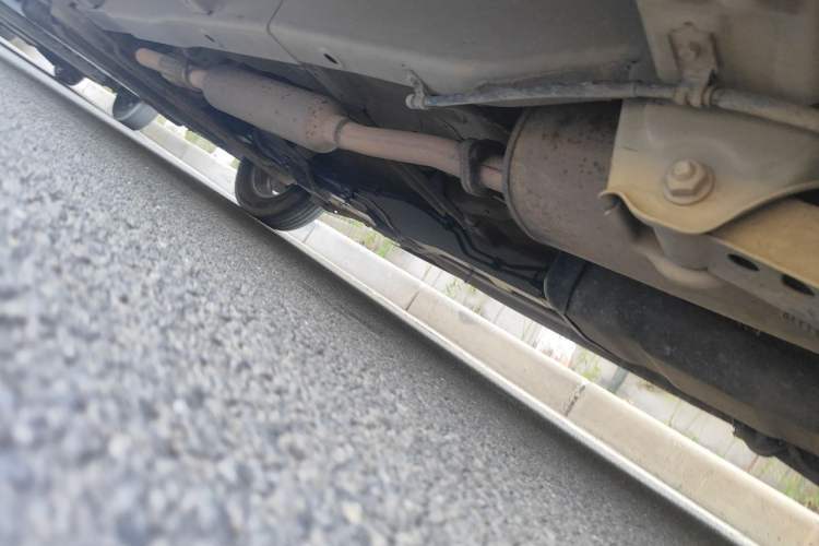 Used Wuling Hongguang 2014 1.5L S Comfort Model Chassis Rear Left