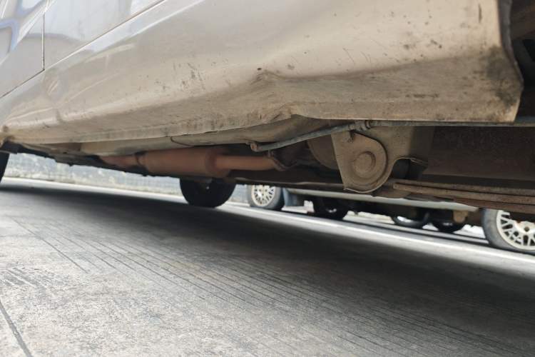 Used Wuling Hongguang 2014 1.2L Base Model China IV Chassis Rear Left