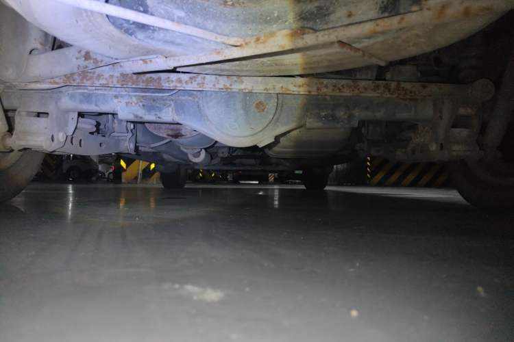 Used Wuling Hongguang 2014 1.2L Standard Model China IV Chassis Rear