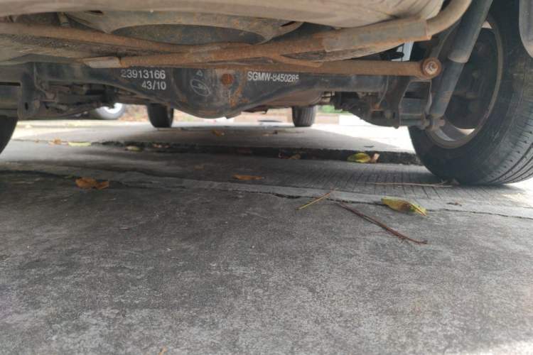 Used Wuling Hongguang 2014 1.5L S Comfort Model Chassis Rear