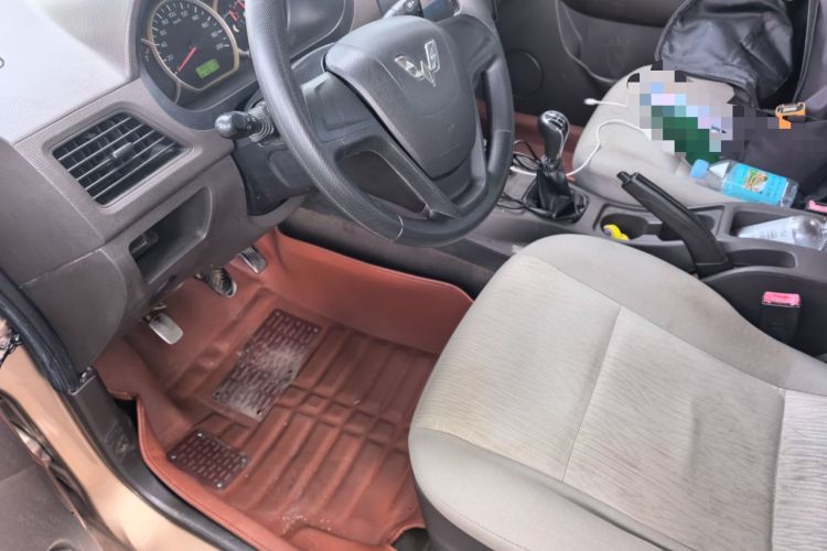 Used Wuling Hongguang 2014 1.2L Base Model China IV Driver Seat