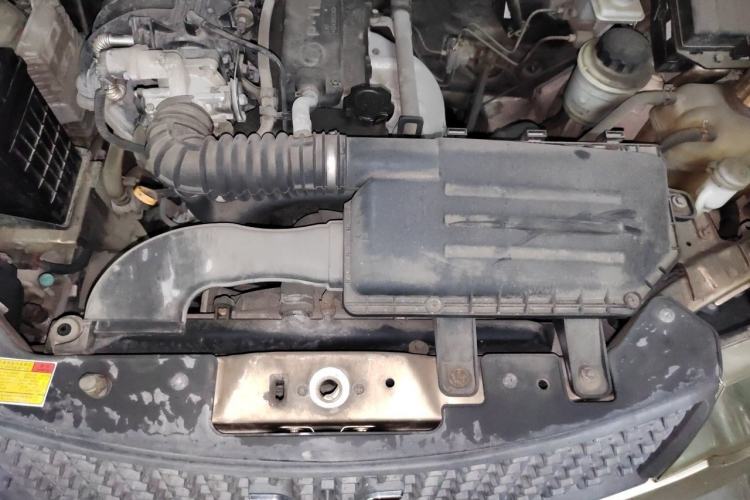 Used Wuling Hongguang 2014 1.2L Base Model China IV Engine Bay