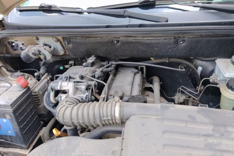 Used Wuling Hongguang 2014 1.2L Base Model China IV Engine Bay