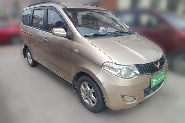 Used Wuling Hongguang 2014 1.2L Standard Model China IV Front Right 45 Deg