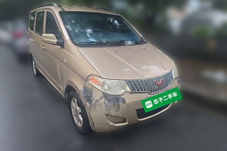 Used Wuling Hongguang 2014 1.2L Standard Model China IV Front Right 45 Deg