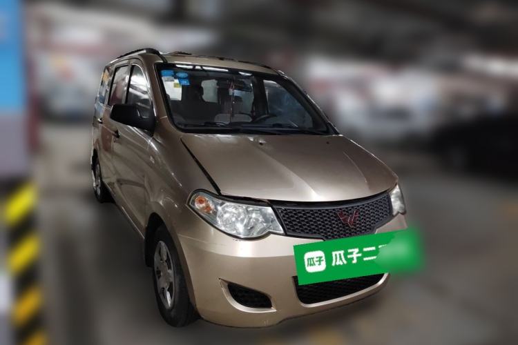 Used Wuling Hongguang 2014 1.2L Base Model China IV Front Right 45 Deg