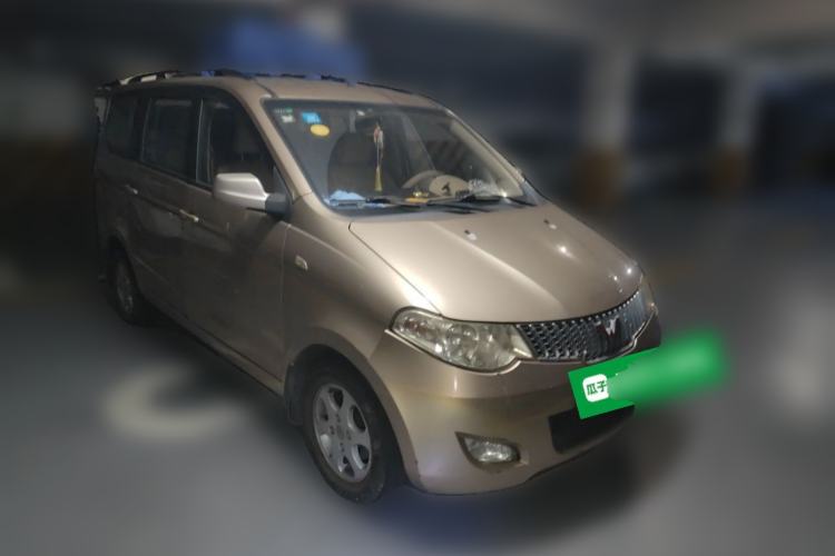 Used Wuling Hongguang 2014 1.2L Standard Model China IV Front Right 45 Deg