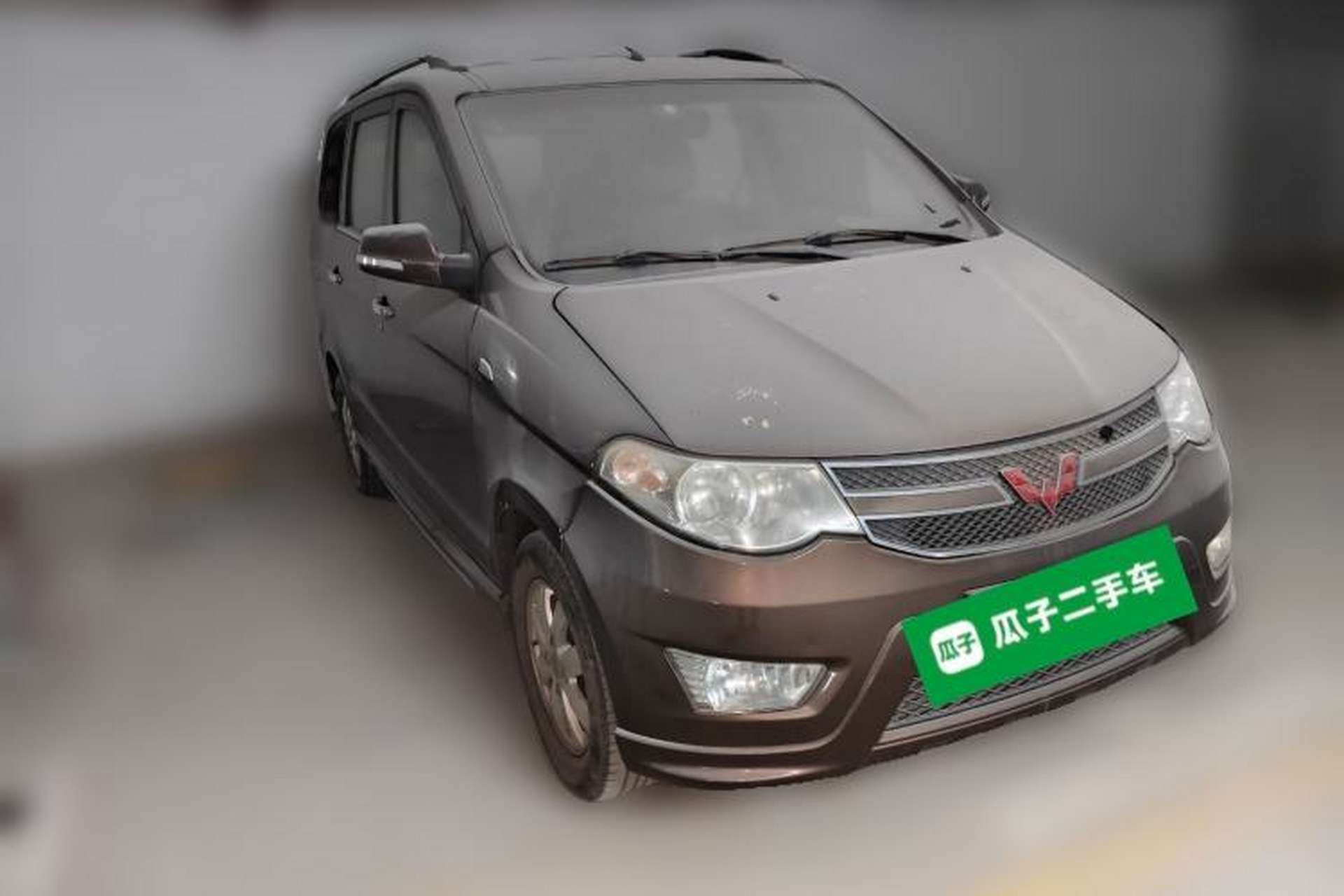 Used Wuling Hongguang 2014 1.5L S Comfort Model Front Right 45 Deg