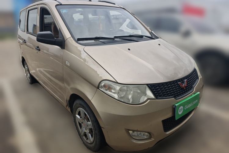 Used Wuling Hongguang 2014 1.2L Base Model China IV Front Right 45 Deg