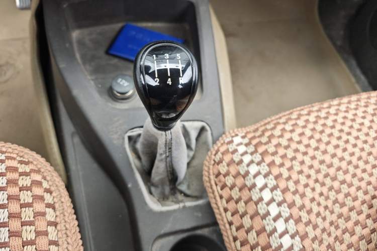 Used Wuling Hongguang 2014 1.2L Base Model China IV Gear Lever