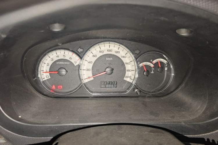 Used Wuling Hongguang 2014 1.5L S Luxury Model Instrument Cluster