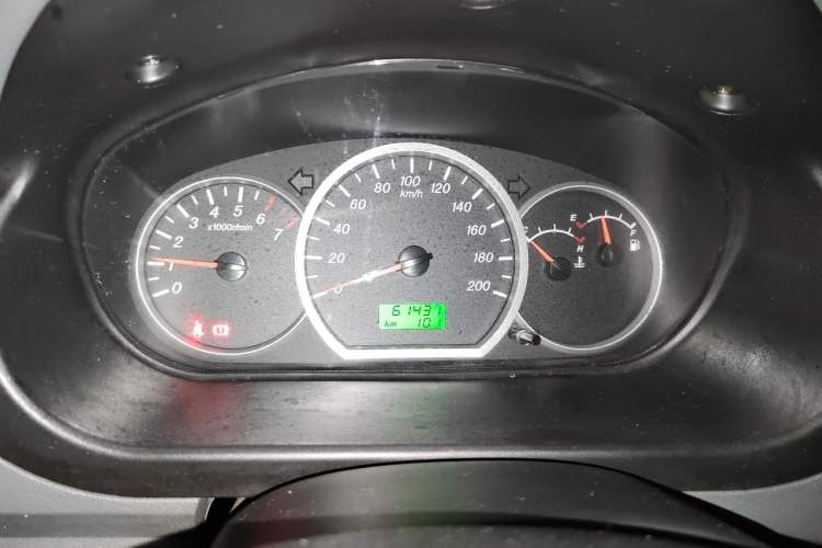 Used Wuling Hongguang 2014 1.2L Base Model China IV Instrument Cluster
