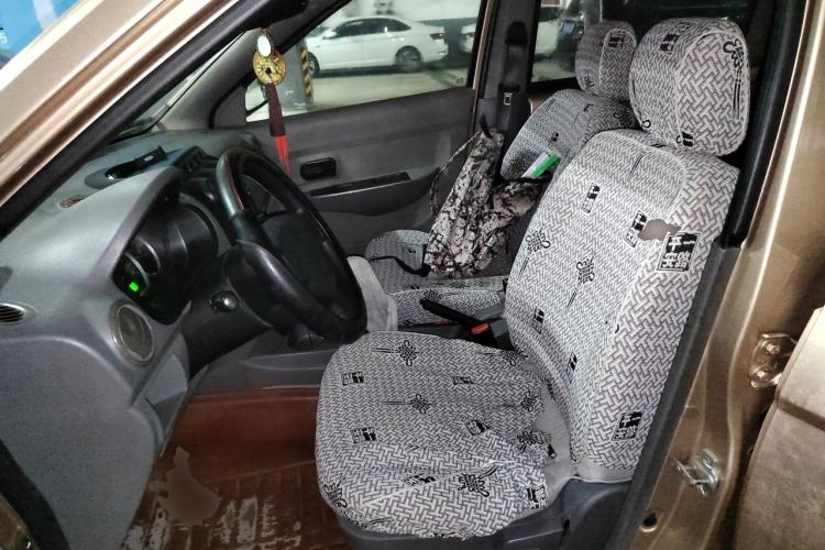 Used Wuling Hongguang 2014 1.2L Base Model China IV Left Front Seat