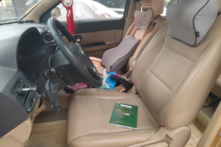 Used Wuling Hongguang 2014 1.5L S Comfort Model Left Front Seat