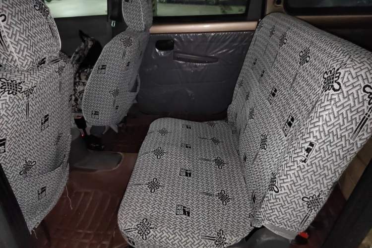 Used Wuling Hongguang 2014 1.2L Base Model China IV Left Rear Seat