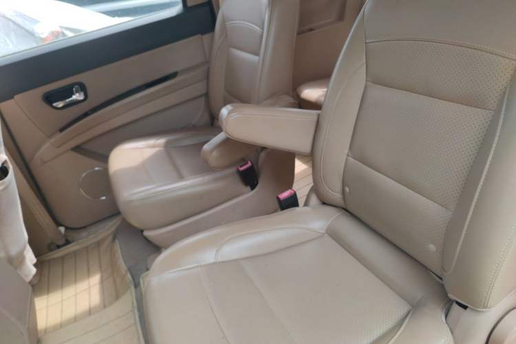 Used Wuling Hongguang 2014 1.5L S Comfort Model Left Rear Seat