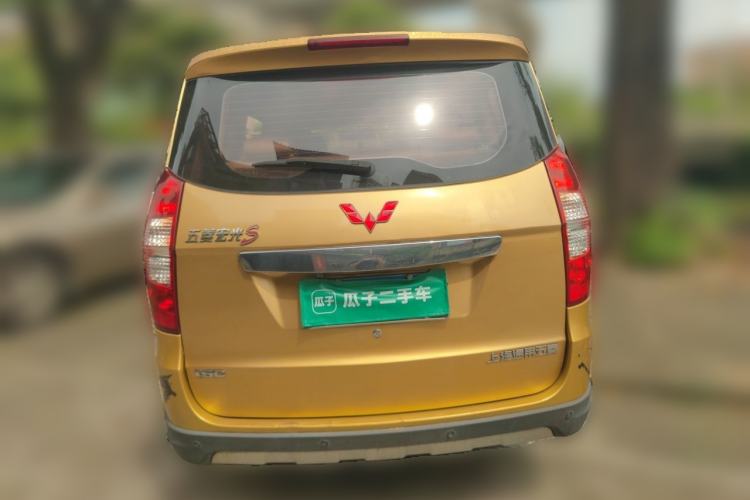 Used Wuling Hongguang 2014 1.5L S Comfort Model Rear