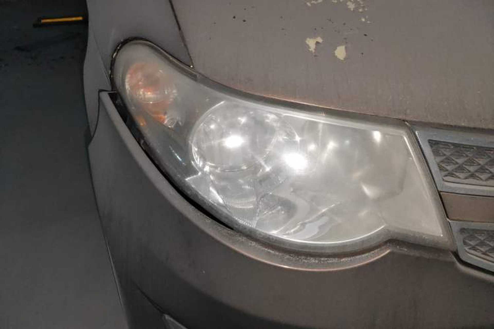 Used Wuling Hongguang 2014 1.5L S Comfort Model Right Front Headlight