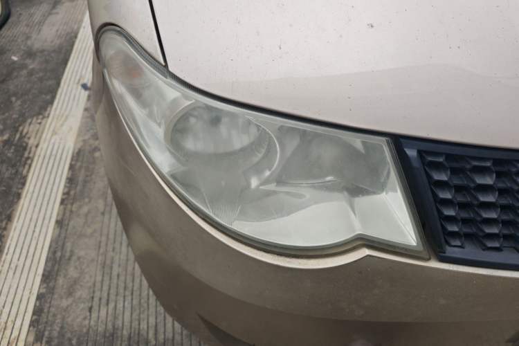 Used Wuling Hongguang 2014 1.2L Base Model China IV Right Front Headlight