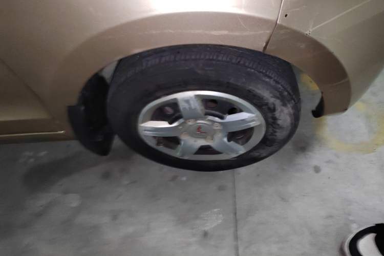 Used Wuling Hongguang 2014 1.2L Base Model China IV Right Front Wheel Hub