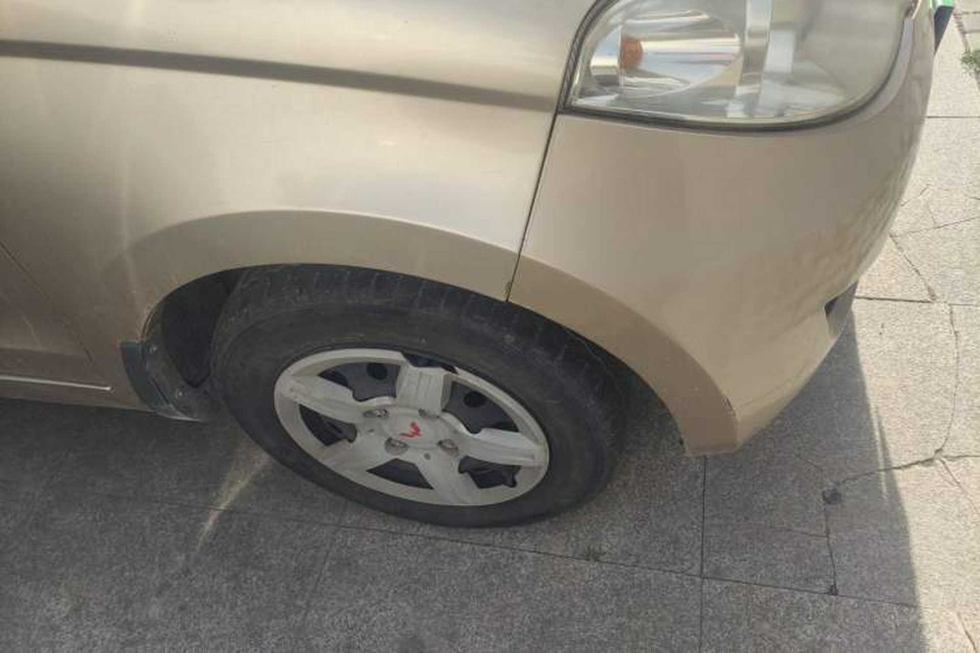Used Wuling Hongguang 2014 1.2L Base Model China IV Right Front Wheel Hub