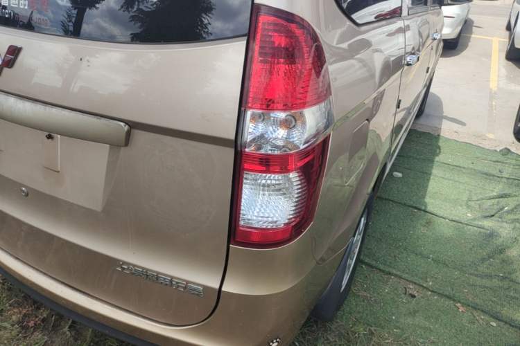 Used Wuling Hongguang 2014 1.5L Standard Version Right Rear Taillight
