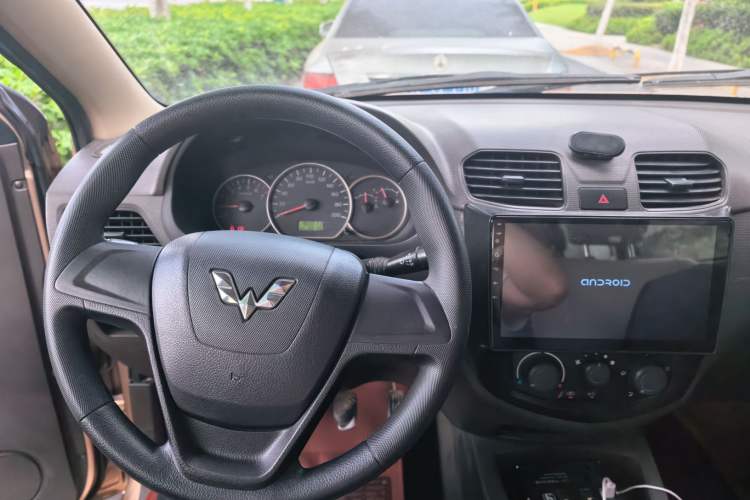 Used Wuling Hongguang 2014 1.2L Base Model China IV Steering Wheel