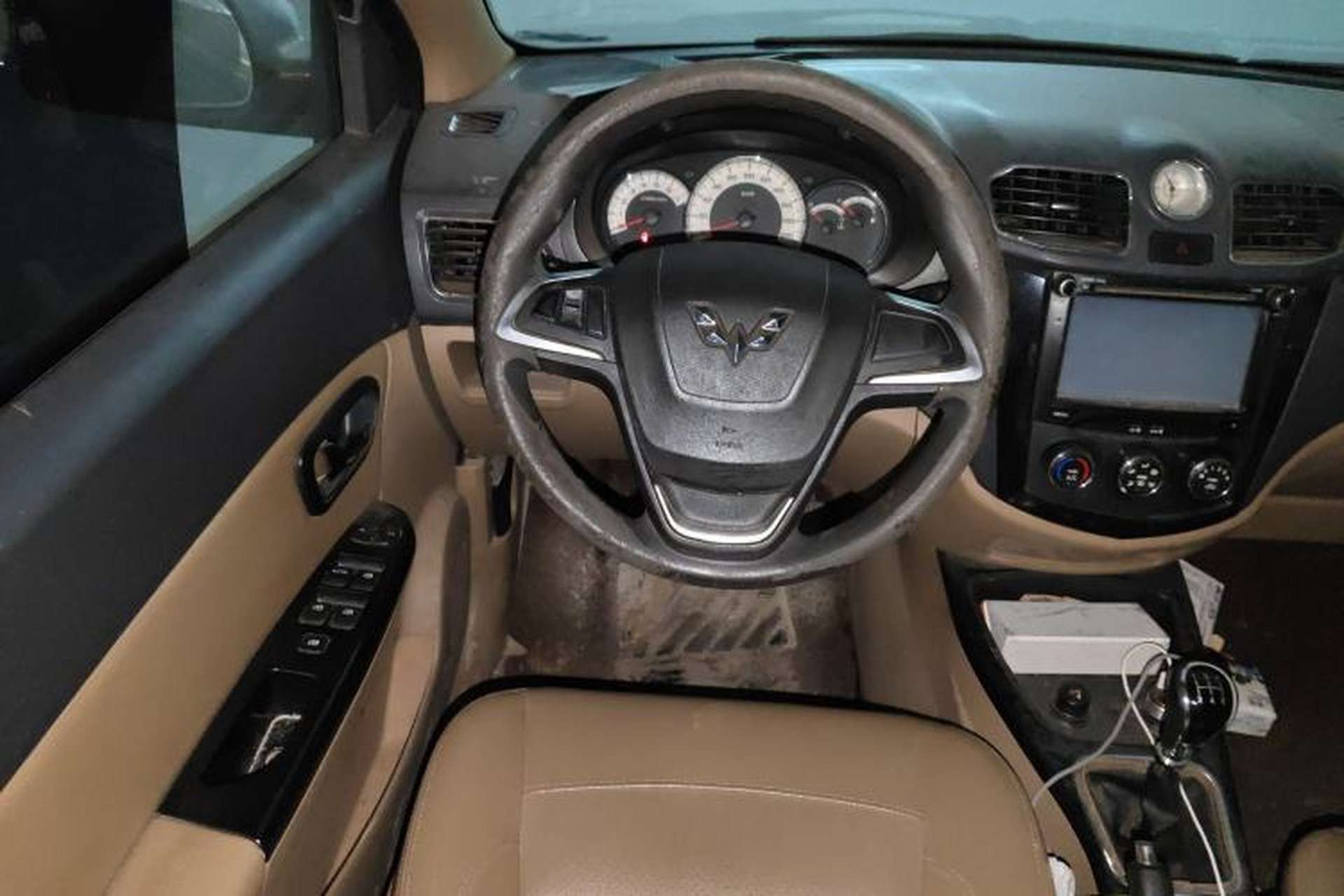 Used Wuling Hongguang 2014 1.5L S Comfort Model Steering Wheel