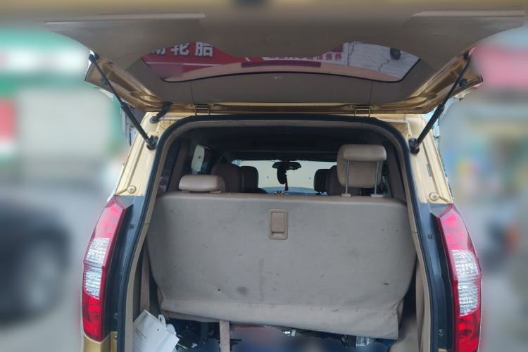 Used Wuling Hongguang 2014 1.5L S Comfort Model Trunk