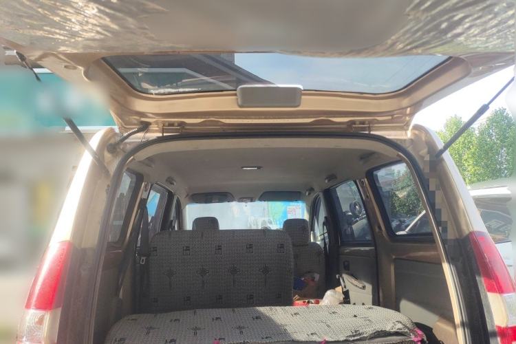 Used Wuling Hongguang 2014 1.2L Base Model China IV Trunk