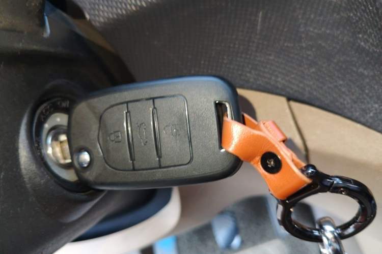 Used Wuling Hongguang 2014 1.5L S Comfort Model Vehicle Key