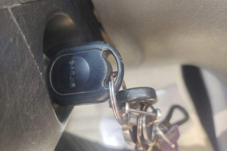 Used Wuling Hongguang 2014 1.2L Base Model China IV Vehicle Key