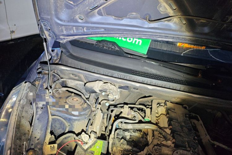 Used Wuling Hongguang 2015 1.5L S1 Standard China V-Emission Standards Engine Bay Right