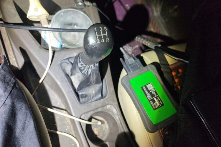 Used Wuling Hongguang 2015 1.5L S1 Standard China V-Emission Standards Gear Lever
