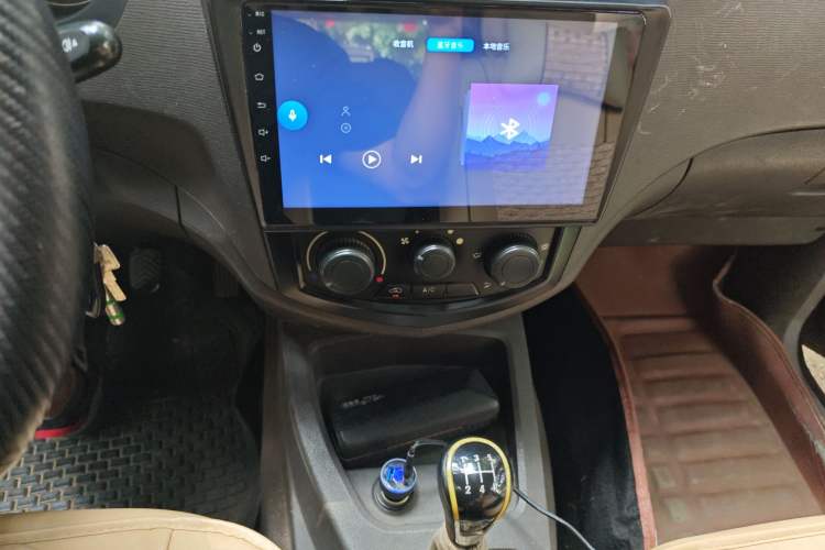 Used Wuling Hongguang 2015 1.5L S Basic Version China V Standard Audio And AC Panel