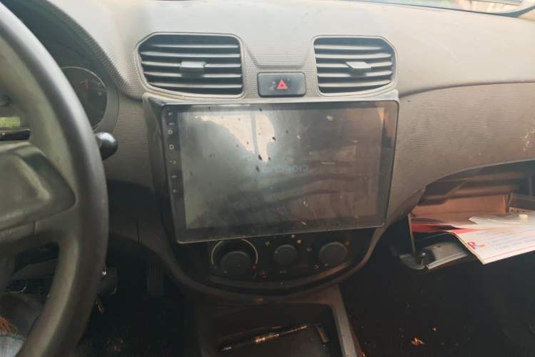 Used Wuling Hongguang 2015 1.2L S Base Model China V Standard Audio And AC Panel