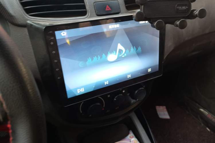 Used Wuling Hongguang 2015 1.5L S Basic Version China V Standard Audio And AC Panel