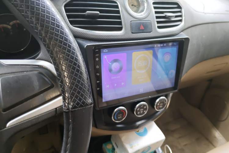 Used Wuling Hongguang 2015 1.5L S Basic Version China V Standard Audio And AC Panel