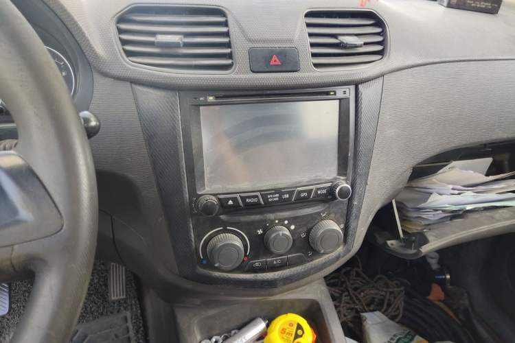 Used Wuling Hongguang 2015 1.2L S Base Model China IV Audio And AC Panel