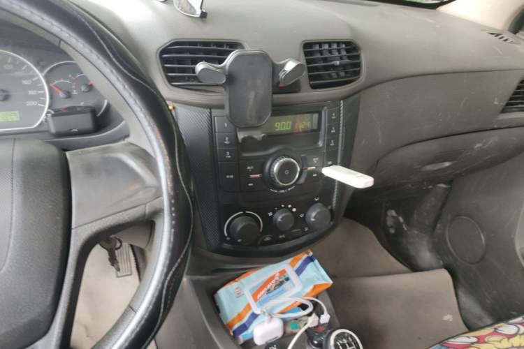 Used Wuling Hongguang 2015 1.2L S Base Model China IV Audio And AC Panel