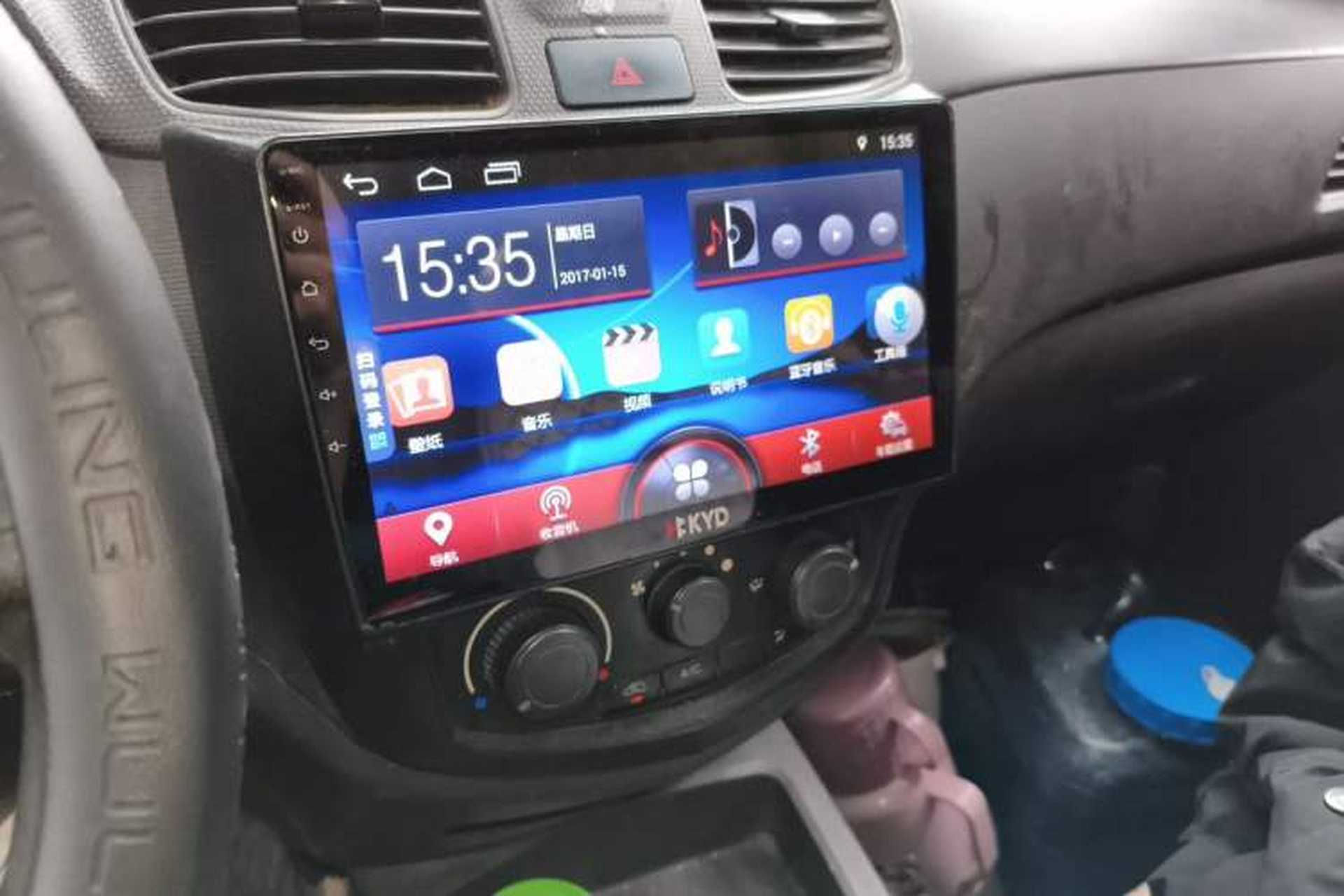 Used Wuling Hongguang 2015 1.5L S Basic Version China V Standard Audio And AC Panel