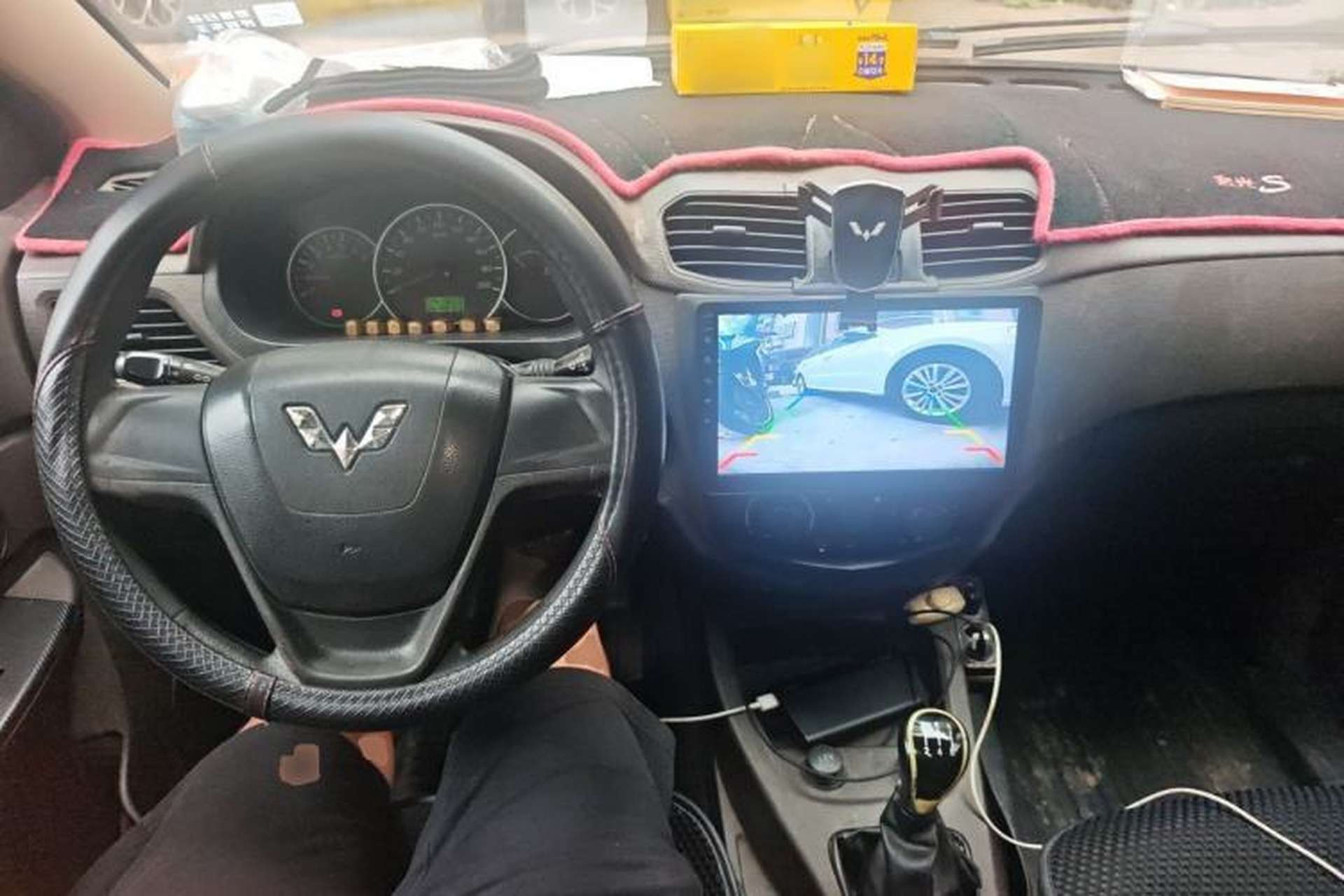 Used Wuling Hongguang 2015 1.5L S Basic Version China V Standard Center Console