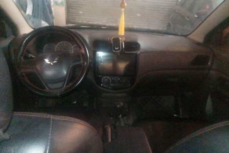 Used Wuling Hongguang 2015 1.5L S Basic Version China V Standard Center Console