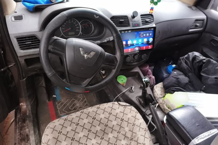 Used Wuling Hongguang 2015 1.5L S Basic Version China V Standard Center Console