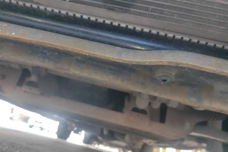 Used Wuling Hongguang 2015 1.5L S Base Model China IV Chassis Front