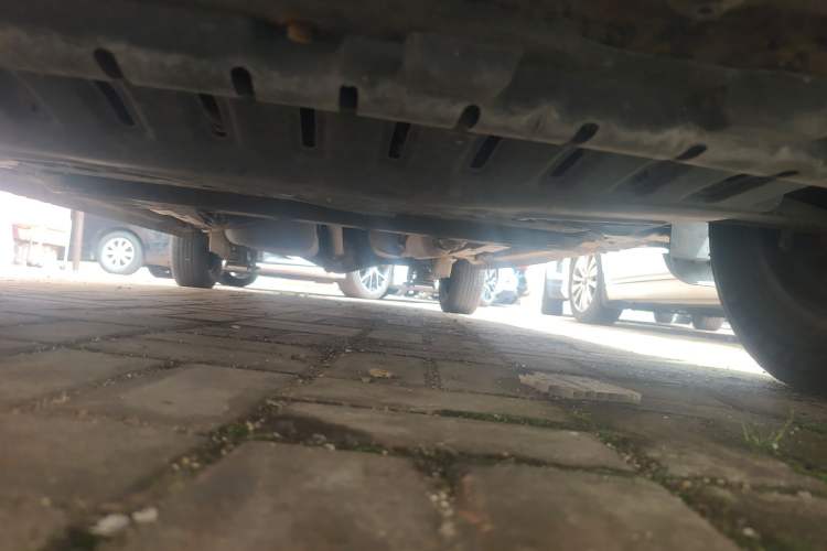 Used Wuling Hongguang 2015 1.5L S Basic Version China V Standard Chassis Front